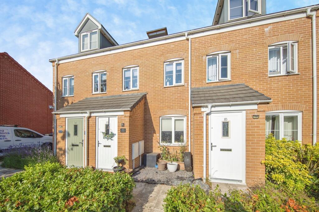 Main image of property: Stowmarket Road, Great Blakenham, Ipswich