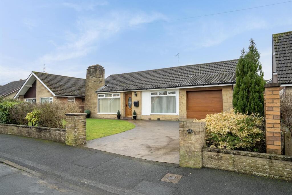 Main image of property: Elm Tree Avenue, Upper Poppleton, York, YO26 6HL