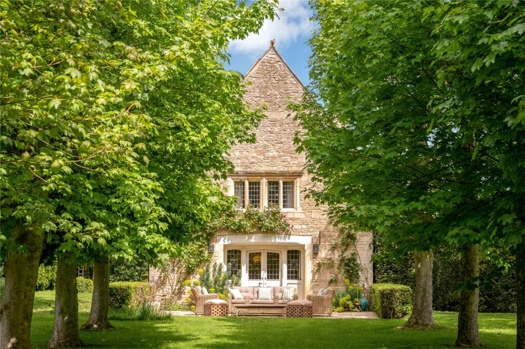 Manor Farm House, Polebrook - View 2