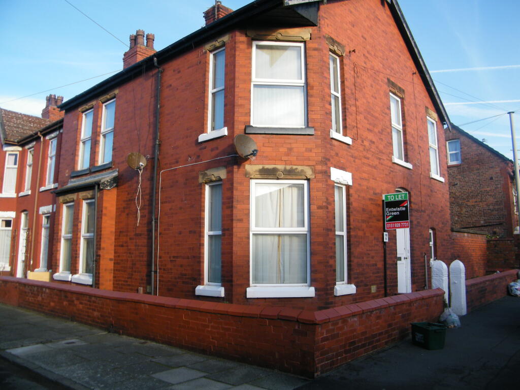 Main image of property: Sandheys Avenue, Waterloo, L22 7RP