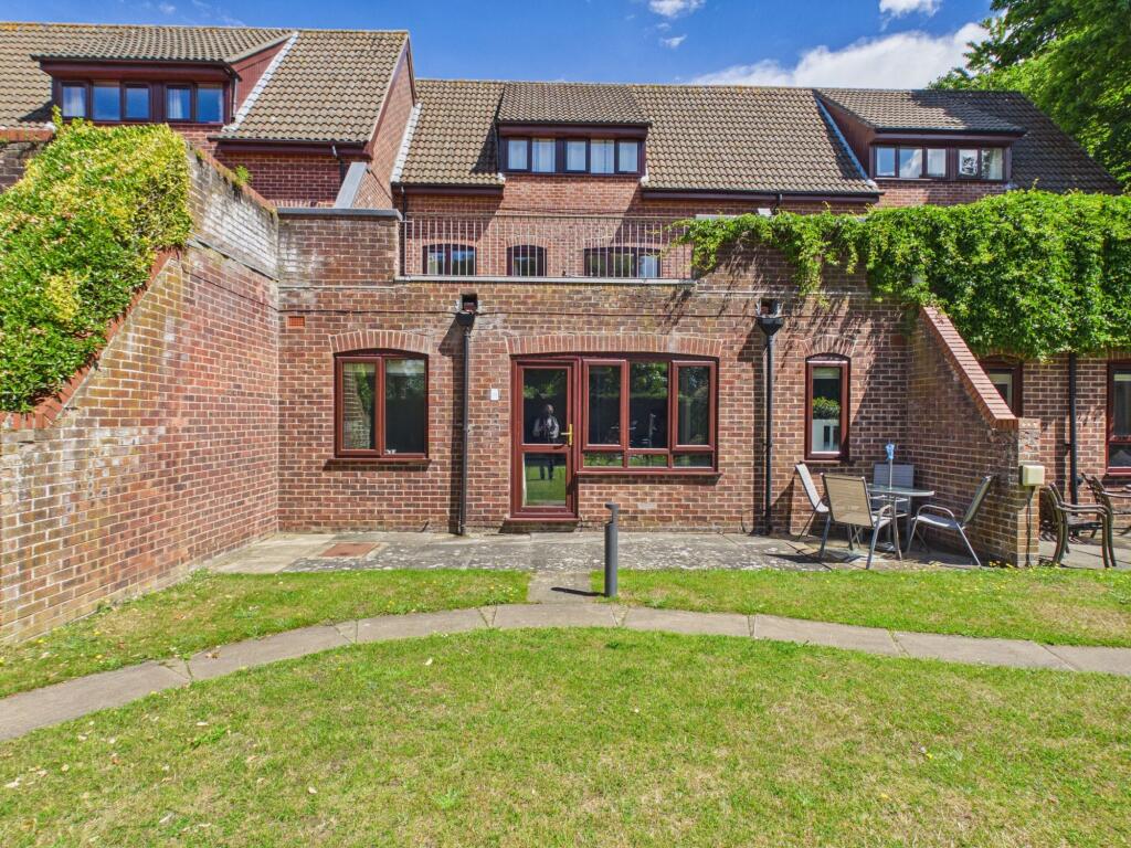 Main image of property: Cromer Country Club, Overstrand Road, NR27