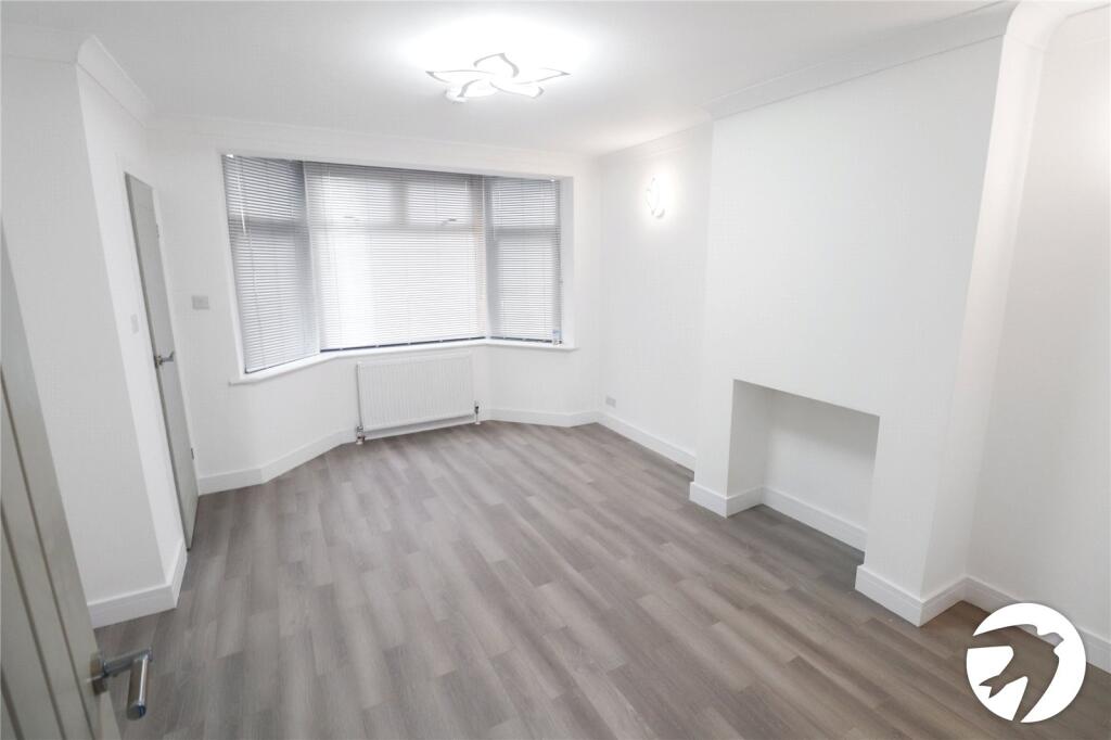 Elstree Gardens, Belvedere, DA17 photo 2
