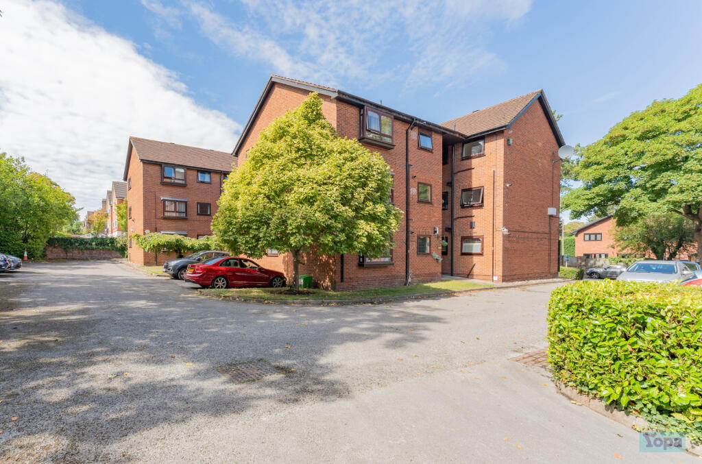 Apartment in Chester - View 2