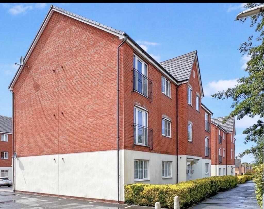 Main image of property: Cromford Court, Grantham, NG31