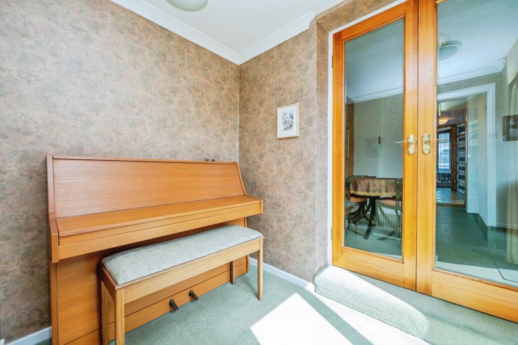 House in Stratford-on-Avon, Stratford-upon-Avon - View 5