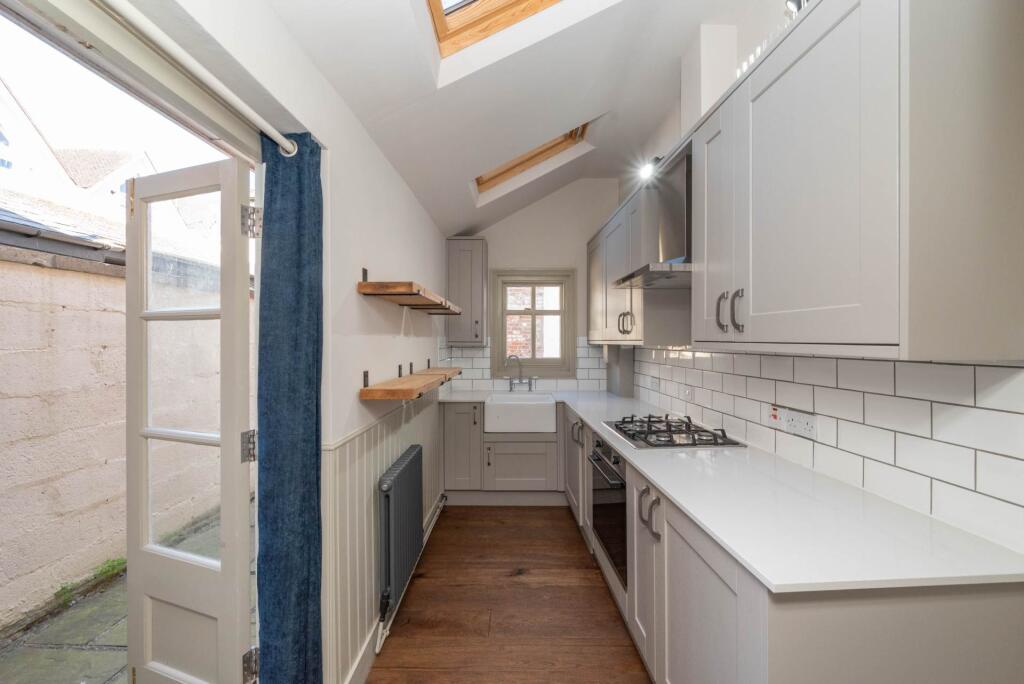 House in Canterbury - View 5