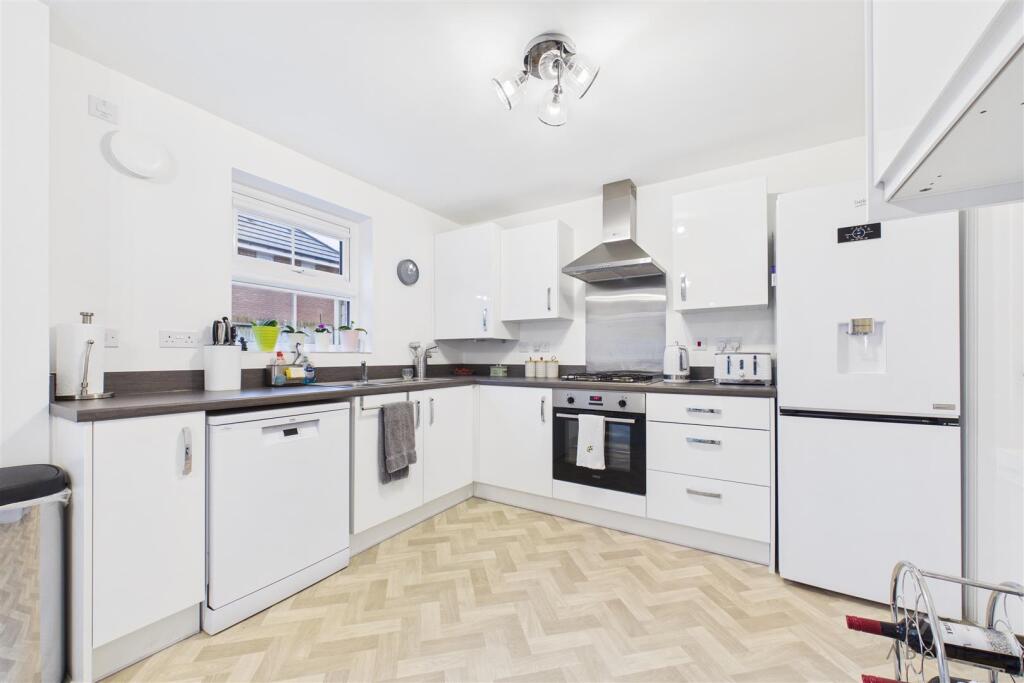 Dowling Road, Uttoxeter, Staffordshire photo 4