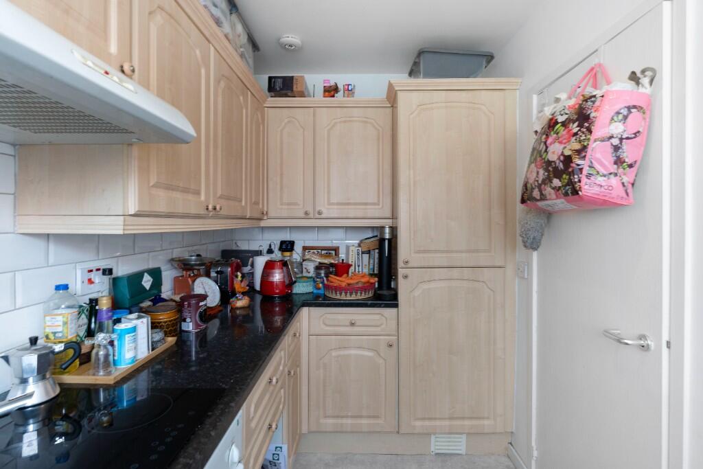 Apartment in Edinburgh, Leith - More