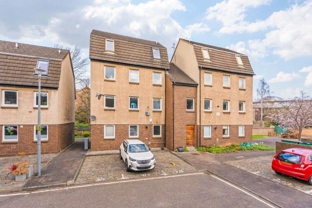 Main image of property: 4/4 Liddesdale Place, Cannonmills, Edinburgh, EH3 5JW