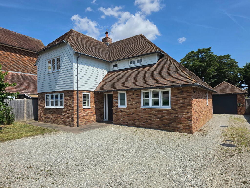 Main image of property: Station Road, Staplehurst, Tonbridge, TN12 0QH