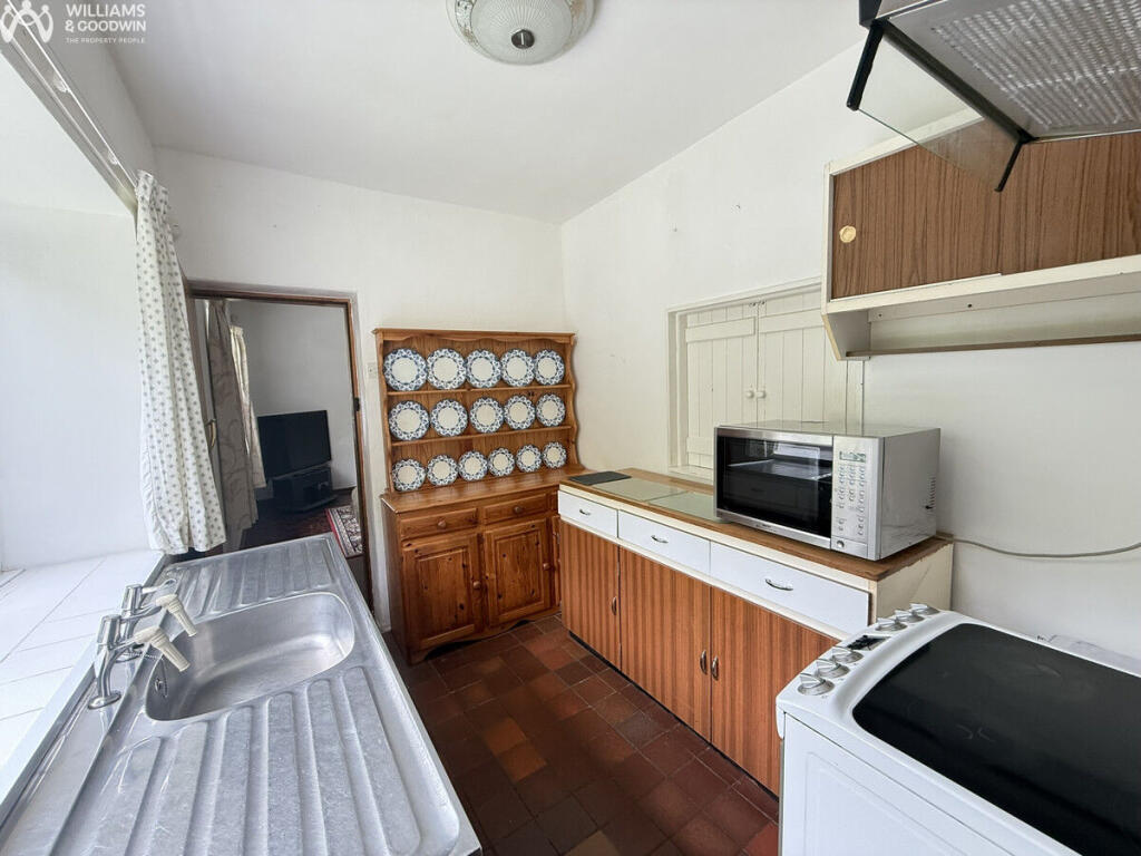 off the B4419, Dwyran, Anglesey, LL61 - View 6