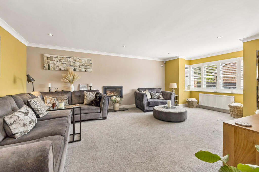 House in Redhill - View 4