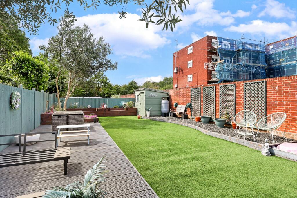 Apartment in London - View 4
