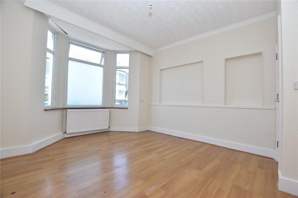 Apartment in London, South Norwood - View 2