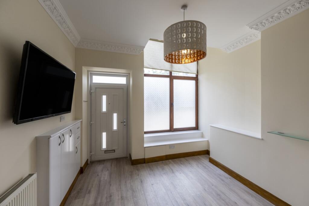 Apartment in Aberdeen, Gilcomston, Rosemount and Mile End - View 3