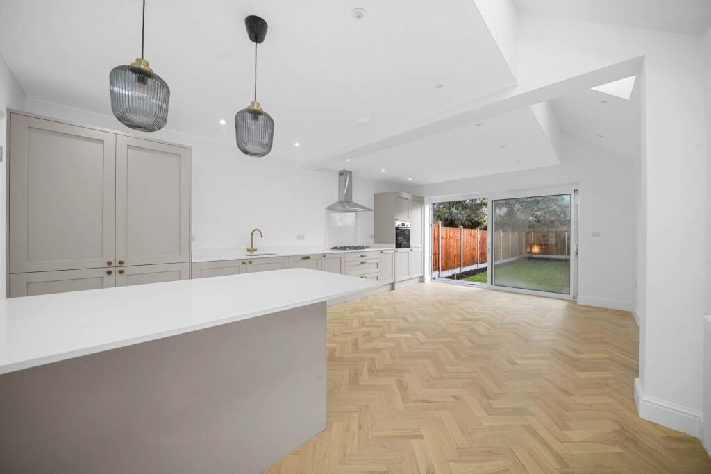 Main image of property: Simmonds Road, Leyton, E10