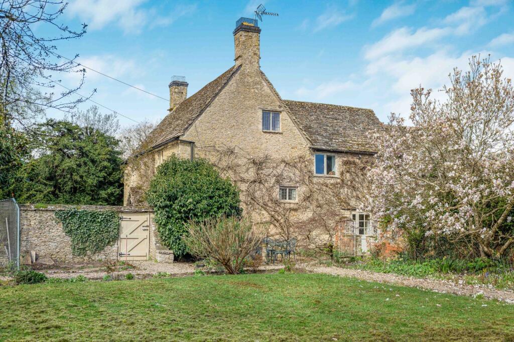 Main image of property: Downington, Lechlade, Gloucestershire, GL7