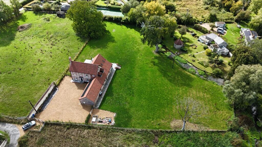 6-bed detached on Chapel Lane, Bishopstone, Chalke Valley, £1,550,000