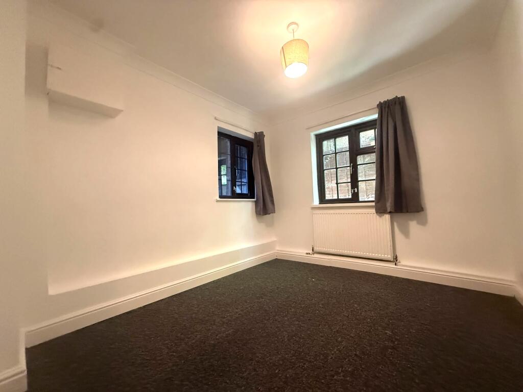 Apartment in Dartford - More