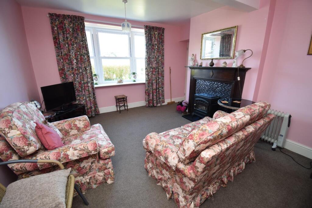 Glyn Terrace, Borth Y Gest photo 4