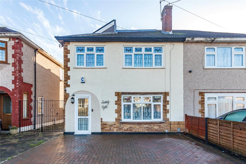 Main image of property: Tweed Way, Romford, RM1