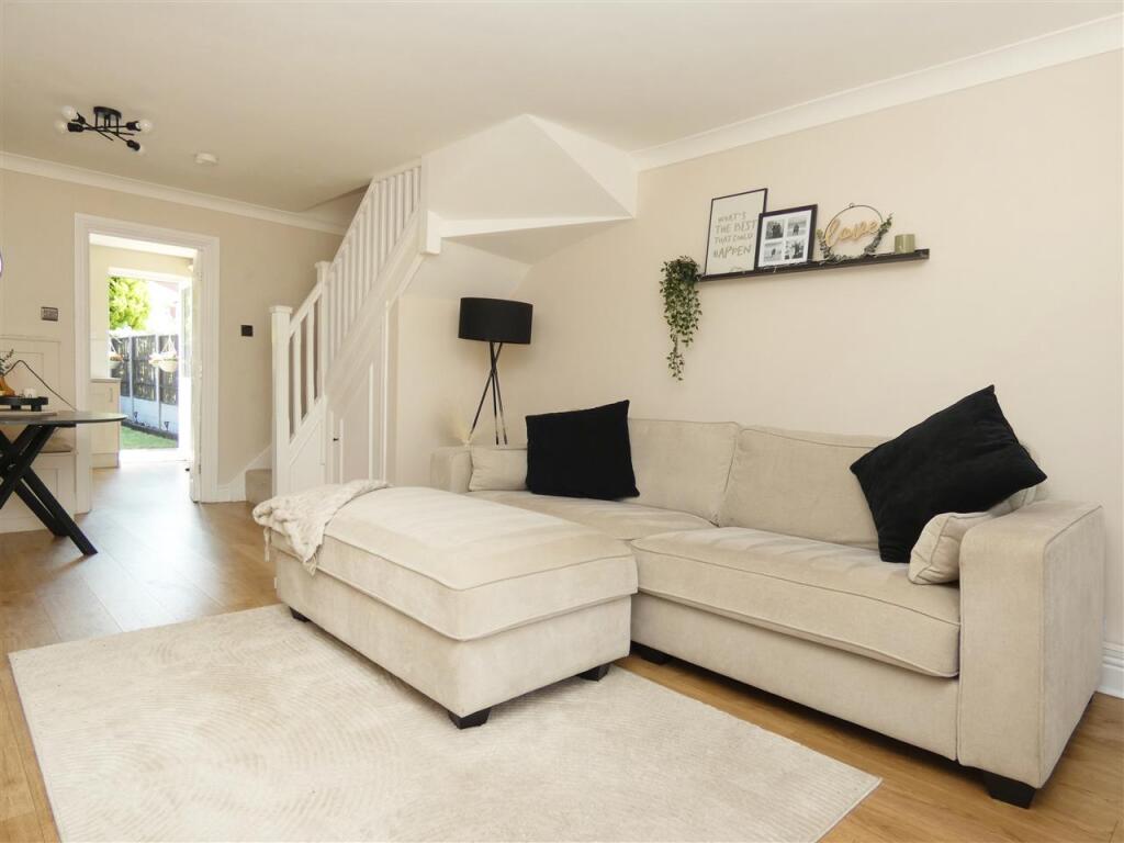 Ribchester Way, Huyton, Liverpool photo 2