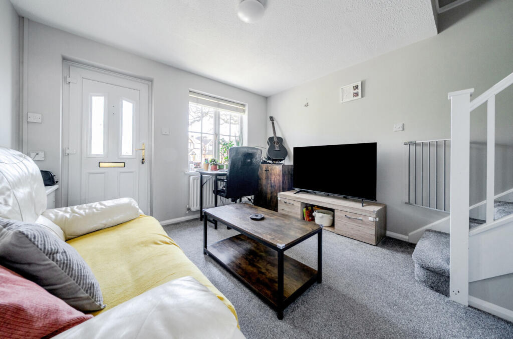House in Guildford - View 2