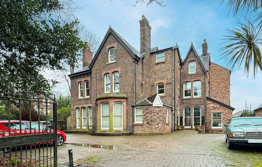 Main image of property: Elmsley Road, Mossley Hill, Liverpool, Merseyside, L18