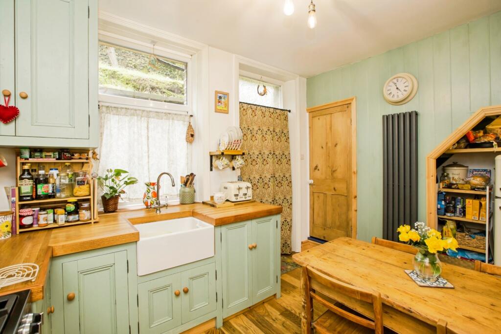Ripley Terrace, Luddendenfoot, Halifax, West Yorkshire, HX2 – pohled 2