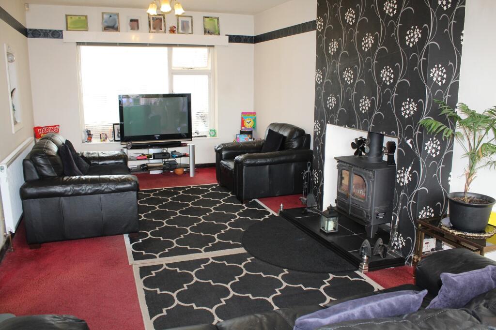 House in Nottingham - View 5