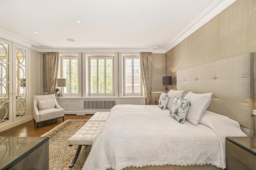 House in London - View 5