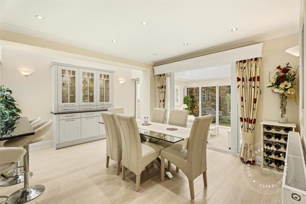 House in Cardiff - View 4