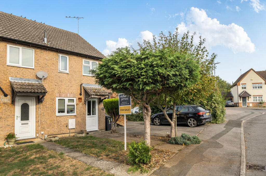 2-bed terraced on Pearce Close, Kingsdown, Swindon, SN2, £215,000