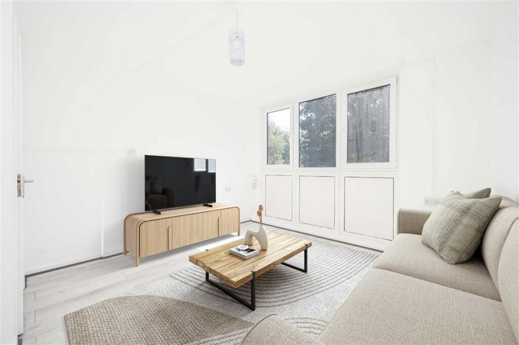 Main image of property: Longnor Road, London