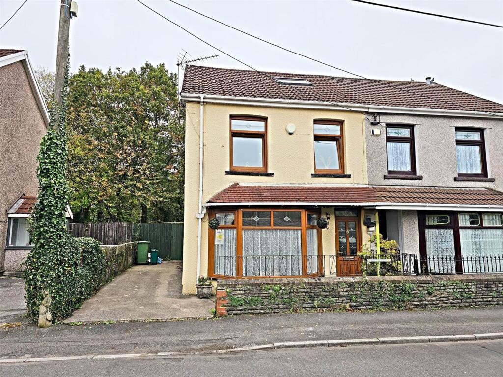 Main image of property: Dynea Road, Hawthorn, Pontypridd