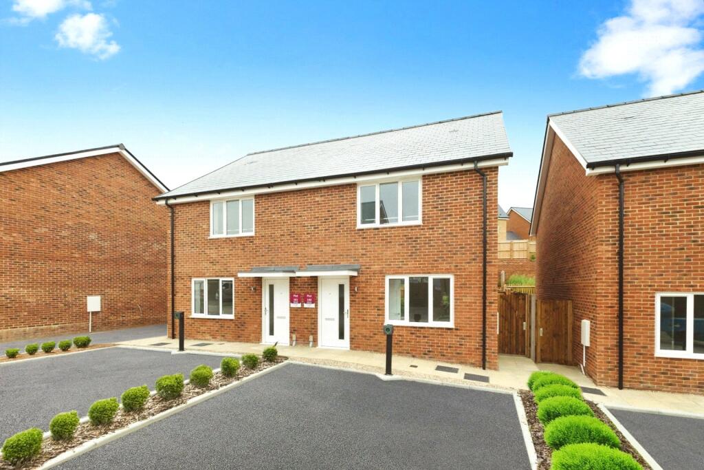 Main image of property: Wrestwood Road, Bexhill-on-Sea, East Sussex, TN40
