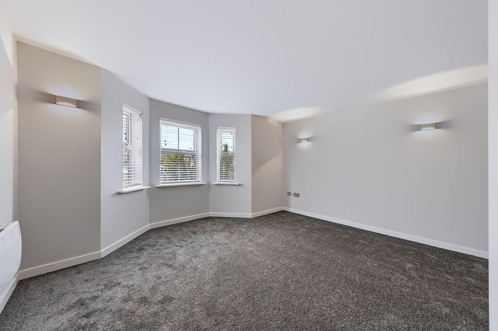 Apartment in Warrington - View 4