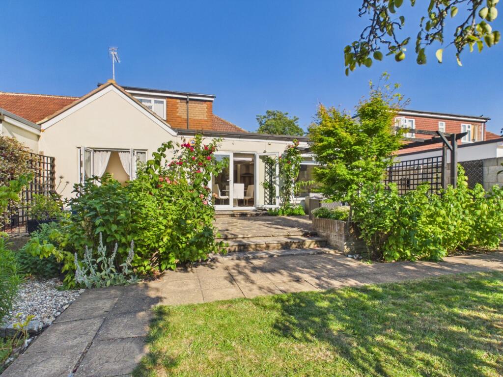 Main image of property: Coppermill Road, Wraysbury, Berkshire, TW19