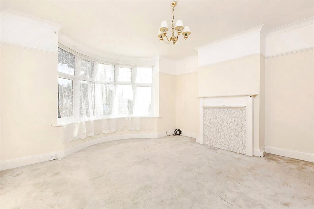 Hoads Wood Road, Hastings, East Sussex, TN34 photo 4