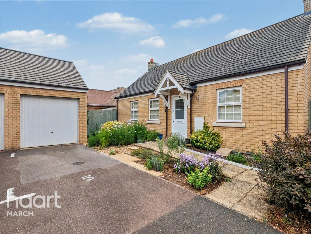 House in Fenland, Chatteris