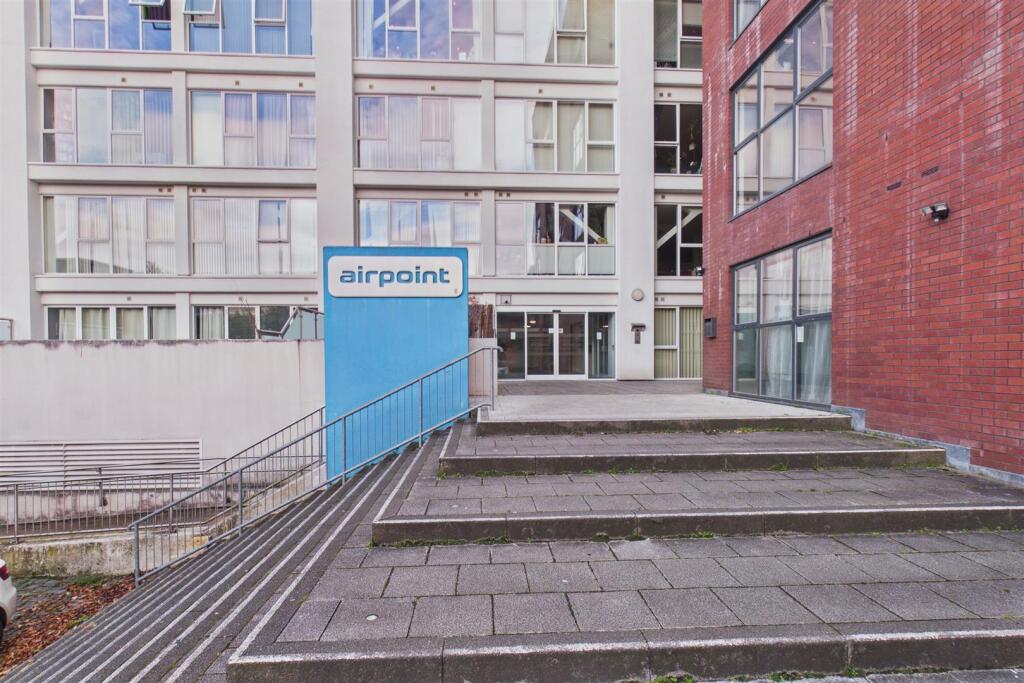 Apartment in Bristol, Bedminster - View 5