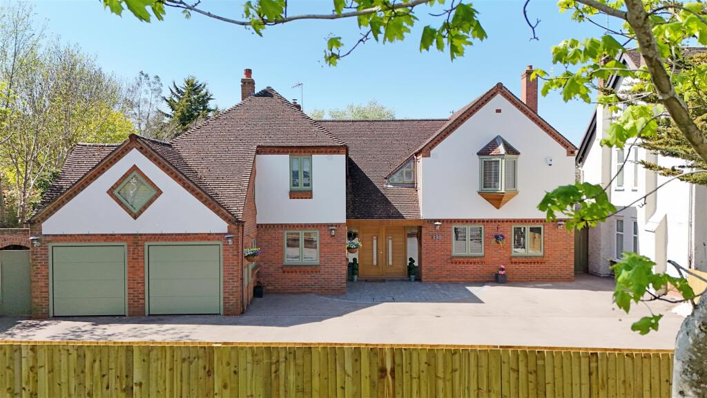 Main image of property: Banbury Road, Stratford-Upon-Avon