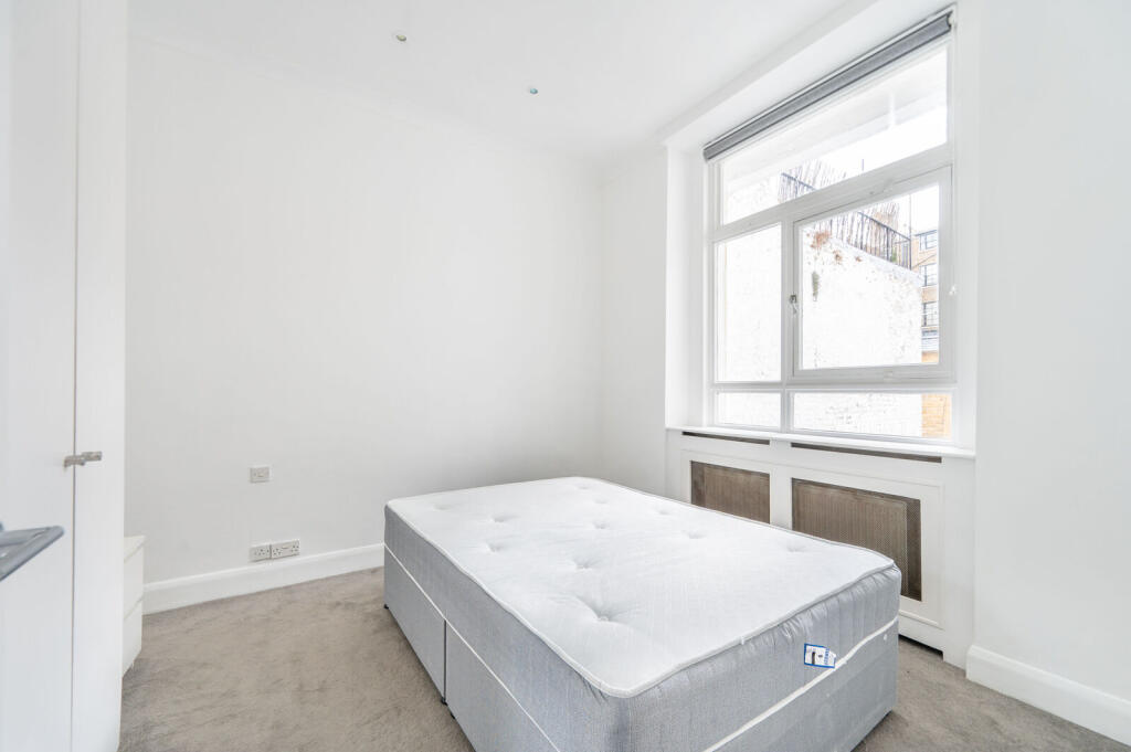 Apartment in London - View 4