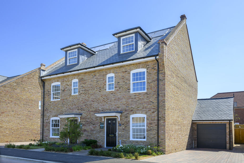 Main image of property: Lorimer Avenue,
Alfold Road,
Cranleigh,
GU6 8WQ
