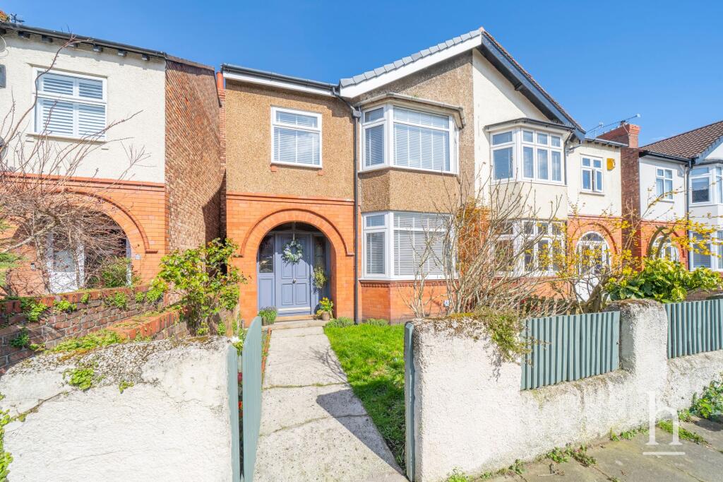 Main image of property: Manor Road, Hoylake, CH47