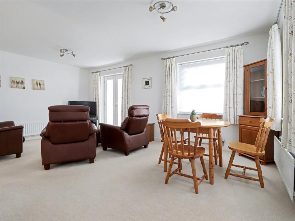 Woodpecker Way, Costessey, Norwich photo 3