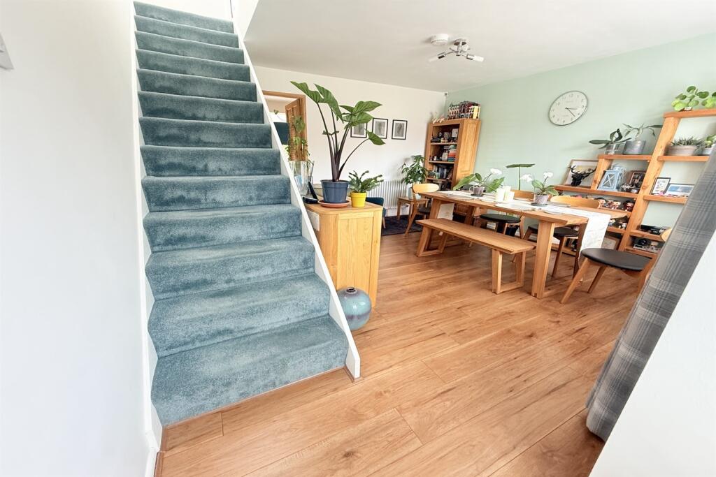 Mansfield Close, Birchwood, WA3 6QN photo 3