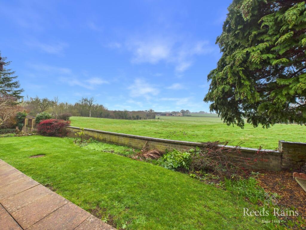 Mainside, Redmarshall, Stockton-on-Tees, Durham, TS21 photo 2