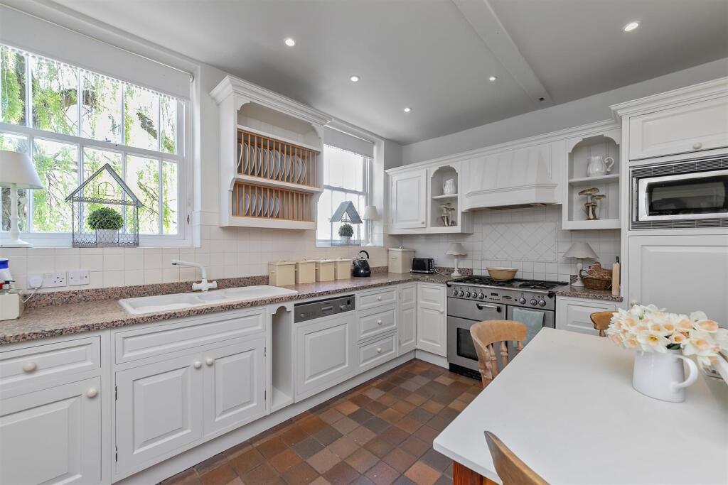 Additional image 24 of Sandridgebury Lane, Sandridgebury, St. Albans