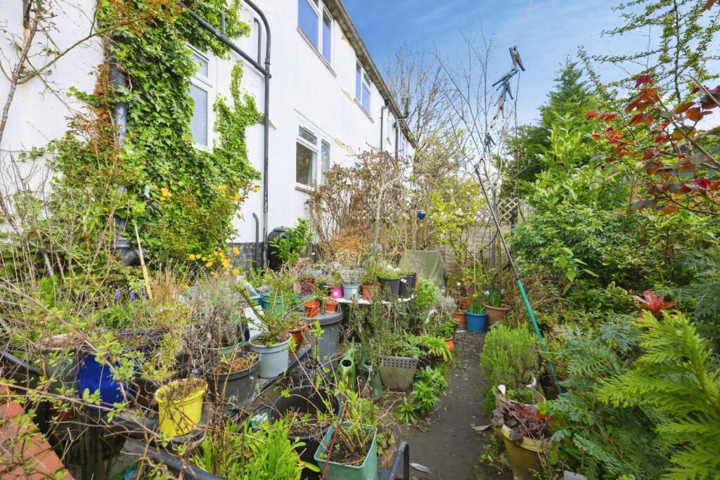 Additional image 21 of Hawbush Close, Welwyn, Hertfordshire, AL6